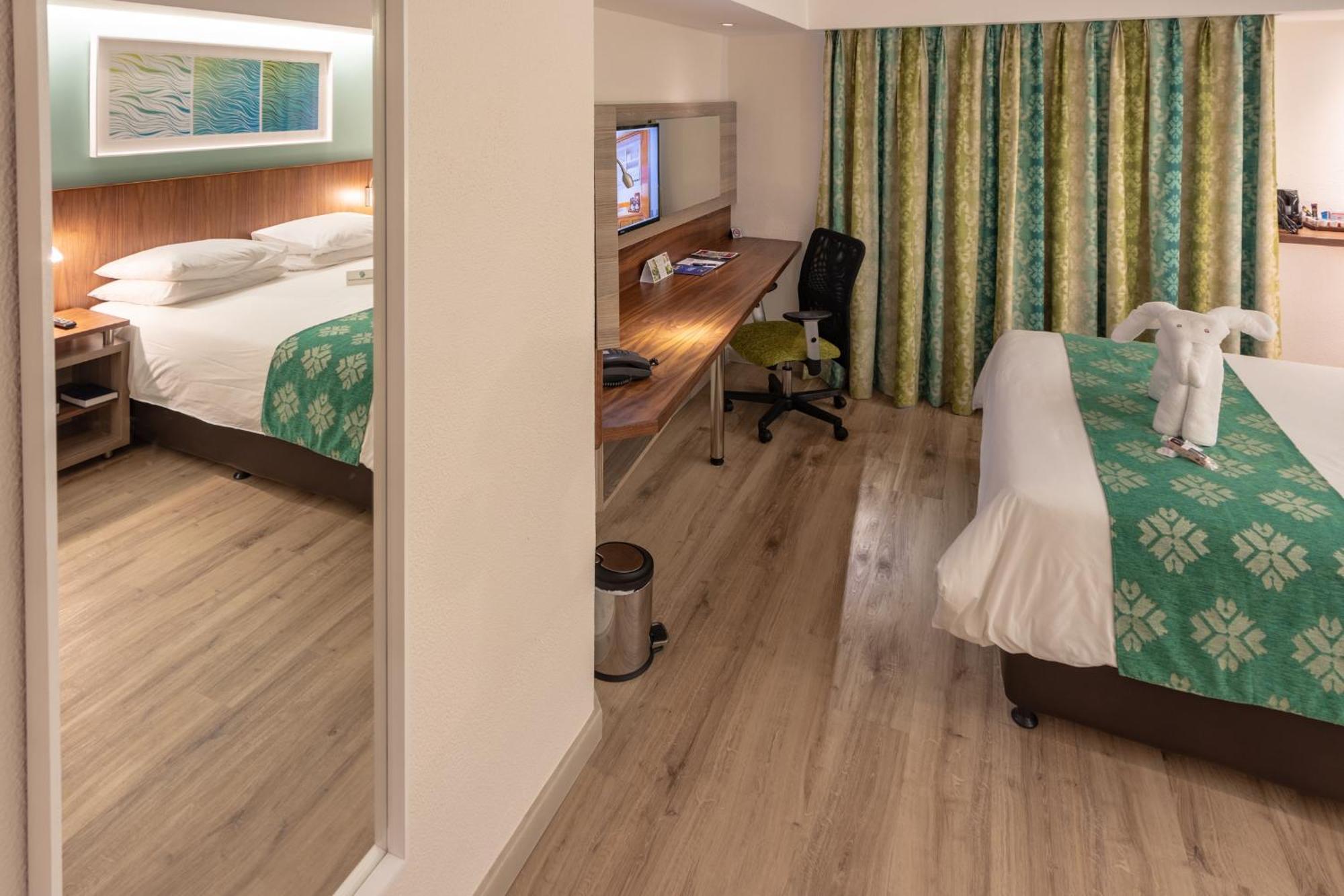 ซิตี้ลอดจ์ โฮเต็ล เดอร์เบิน Hotel เดอร์บัน ห้อง รูปภาพ